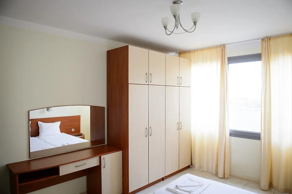 Aparthotel Gardenia Vacation Settlement à Sozopol 3*,